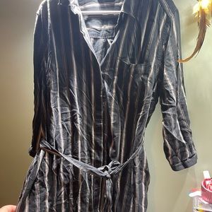 Denver hayes size xl button up dress